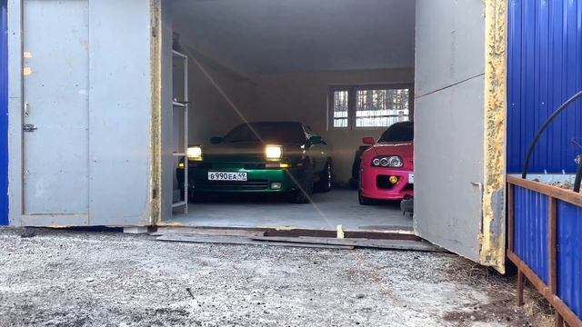 Toyota Supra 1991 г.в.: первый запуск после зимнего простоя (ТОЙОТА СУПРА) смотреть онлайн