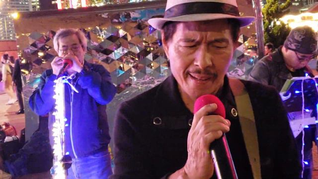 A Whiter shade of pale~five hundred miles(口琴Roland)@中環10號碼頭~Ah Lam & his band #Dhui。 смотреть онлайн