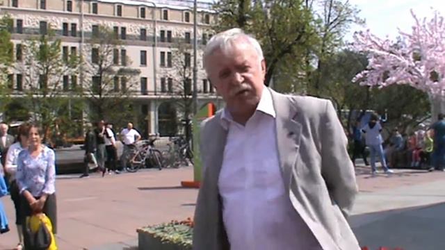 200 лет Марксу смотреть онлайн