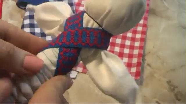 Девка-Баба - кукла-перевертыш смотреть онлайн