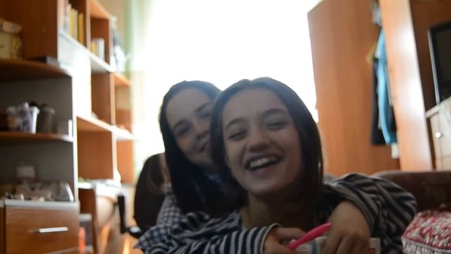 Arina and Nika смотреть онлайн