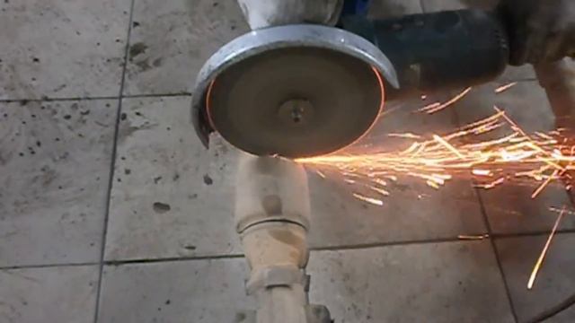 Катализатор Субару. Замена катализаторов Subaru Tribeca. Глушитель Субару. смотреть онлайн