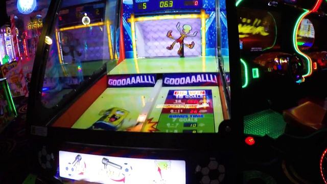 Arcade Game Spongebob Squarepants Soccer Fun! смотреть онлайн