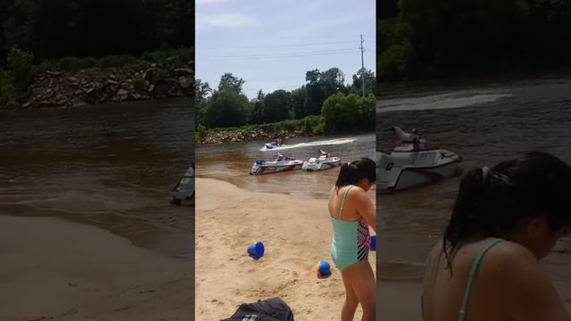 Adri on a Jet ski 7-4-15 смотреть онлайн
