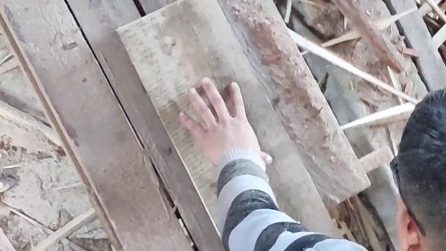 Выравниваем доски и делаем черновой потолок?????️?????️??? смотреть онлайн