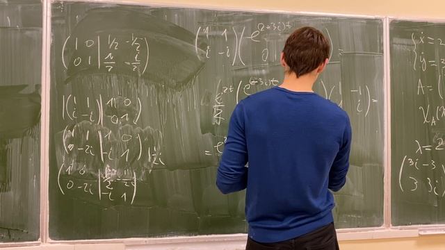 Дифференциальные уравнения 12. Матричная экспонента смотреть онлайн