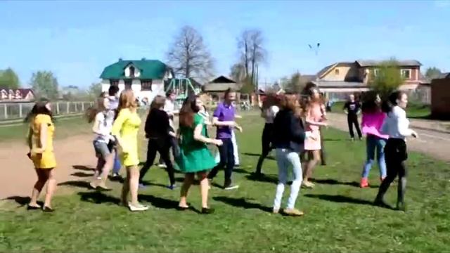 Видео выпускной 11Б, школа №1, г. Можга 2014 смотреть онлайн