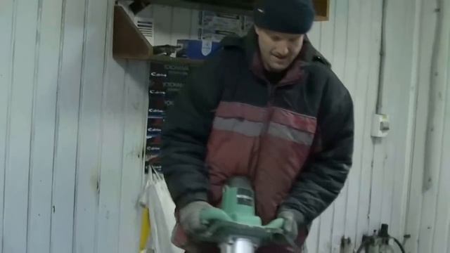 ДОЛГИЙ замес бетона ручным электро миксером ХИТАЧИ. НАФИГ это нужно= бетономешалкой ЛЕГЧЕ и БЫСТРЕЕ смотреть онлайн