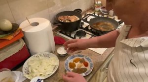 Тушеная баранья шея в луке. Мясо тает во рту. Как вкусно приготовить.