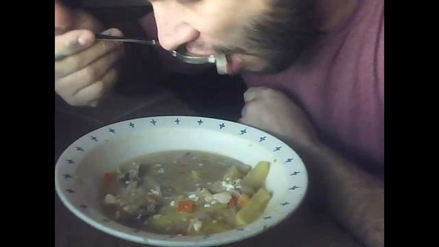 ем суп с майноезом