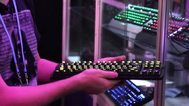 Крутая игровая клавиатура TESORO TIZONA! ВИДЕООБЗОР смотреть онлайн