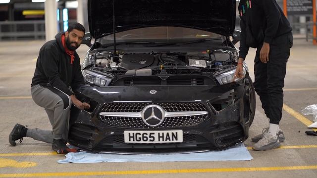 INSTALLING A GLOSS BLACK SPLITTER ON A MERCEDES A CLASS! смотреть онлайн