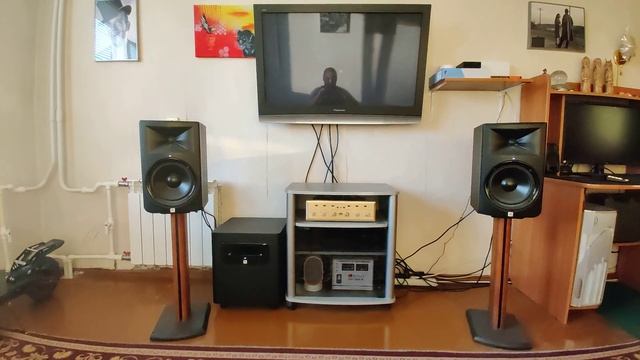 JBL LSR308 + JBL LSR310S смотреть онлайн