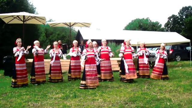 Сенокос в Мураново. анс. " Московия "( 3 ). 21 июля 2019. Видео Ивана Клязьминского. смотреть онлайн