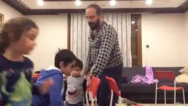 Kim oturmuş смотреть онлайн