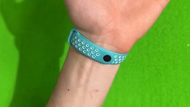 Силиконовый ремешок для фитнес браслета Sport Xiaomi Mi Band, бирюзовый с белым смотреть онлайн