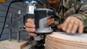 Паз под кант на корпусе гитары