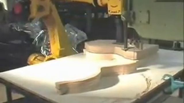 Лобзик и шлифовка робот манипулятор FANUC смотреть онлайн