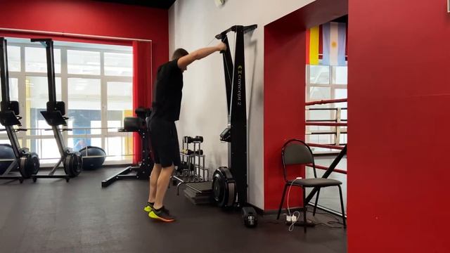 Лыжный тренажёр SkiErg смотреть онлайн