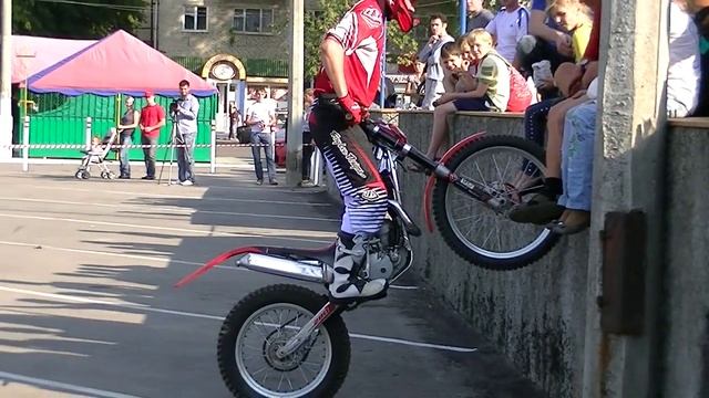 день рождения рио в Коломне смотреть онлайн