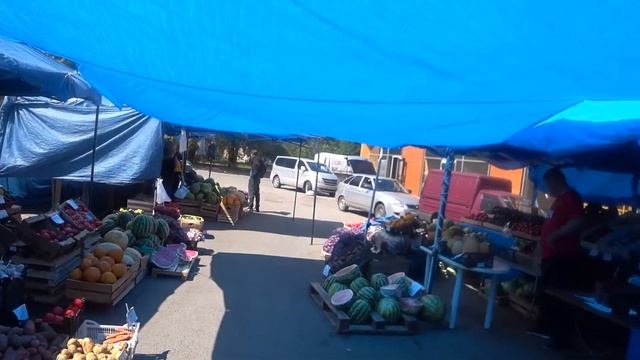 Перекупщики с четвертой овощебазы вместо настоящих товаропроизводителей, Екатеринбург, Баумана, 48 смотреть онлайн