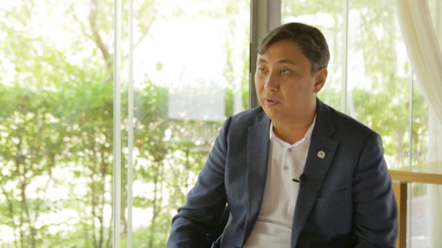 Интервью Айгуль Мукей с Есенамановым Акимжаном Еркеновичем. смотреть онлайн