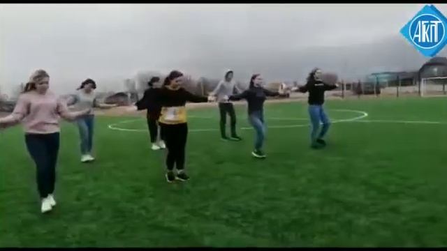 Утренняя зарядка в Красных Баррикадах смотреть онлайн