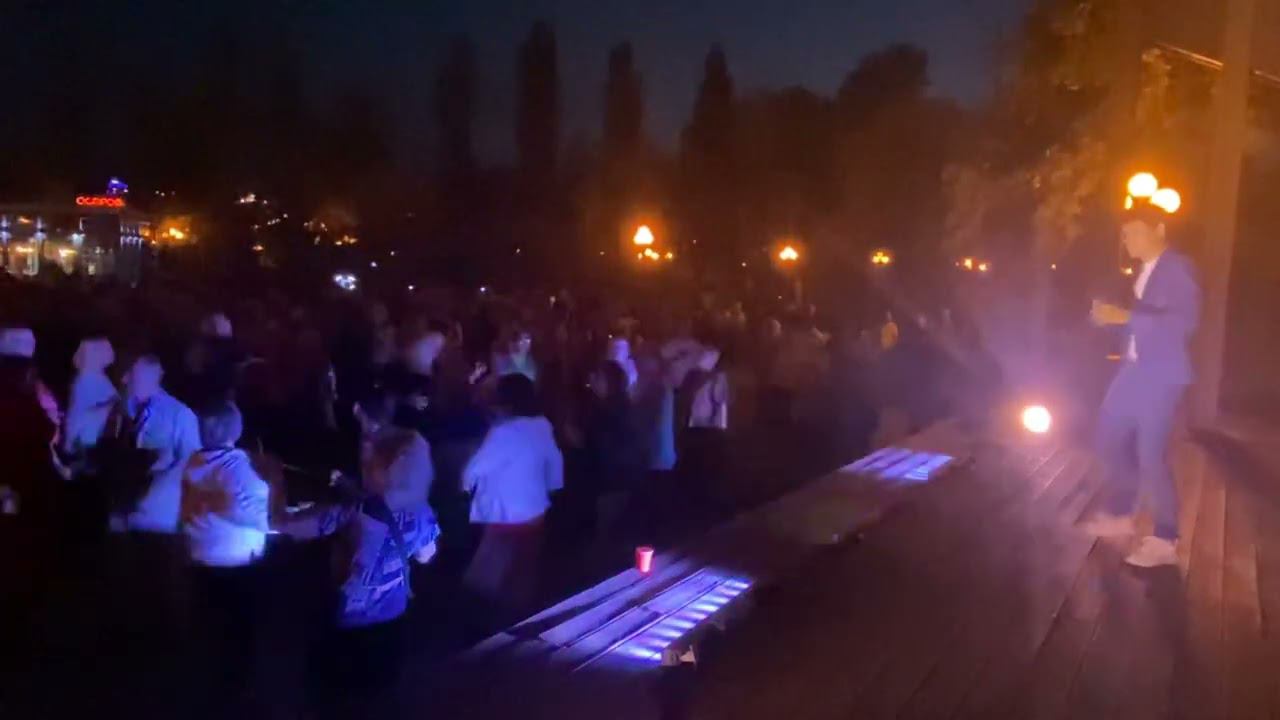 Хлопья снежные - Вячеслав Чен. Белгород 23.09.23 смотреть онлайн