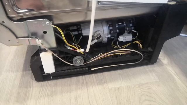 Посудомоечная машина LERAN. Ошибка E1. Отзыв. смотреть онлайн