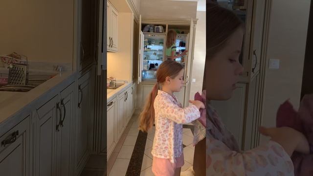 Готовка вкусной еды ? с аператором Элей ?