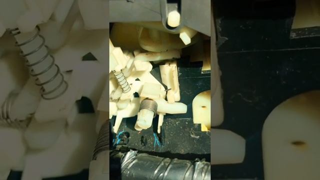 #непереключается ,не работает,клинит рычаг акпп #ниссанпримерап12,p12, #ниссанx-trail смотреть онлайн