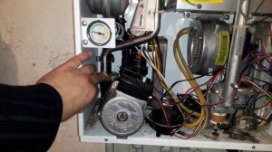 Не запускается котел. Ремонт котла ошибка 02 Navien Ace 13K