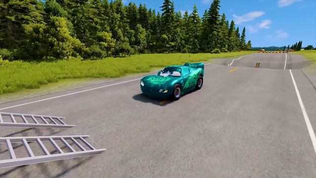 Big & Small Choo-Choo McQueen Boy, King Dinoco vs Pixar Car,Tow Mater vs DOWN OF DEATH -BeamNG.Driv смотреть онлайн
