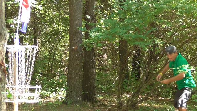 Brent Hambrick Memorial Open 2016 - Round 1 - McBeth, Nichols, Perkins, Warfield - Disc Golf смотреть онлайн