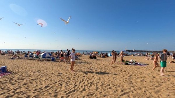 Margate Beach Summer Walk 2021 | Sandy Beach in UK [4K]