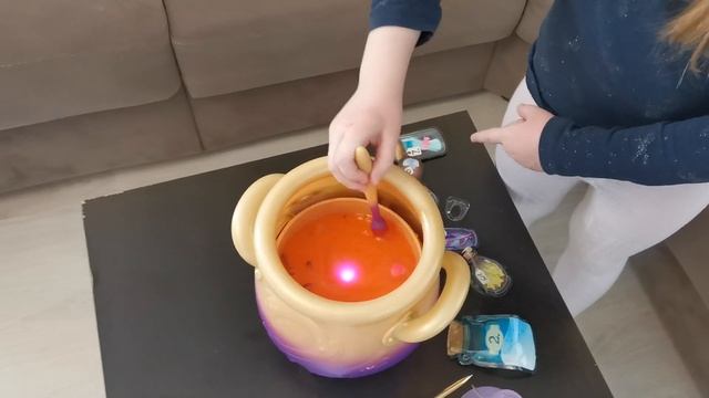 Мэджик Миксис / Magic Mixies смотреть онлайн