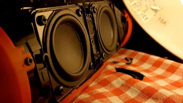 JBL CHARGE 3 TL-KH DSP ON XTREME BASS (44-55Hz) BASSTEST (WaVy) смотреть онлайн