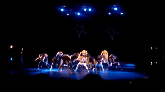 Super Massive Black Hole Zombie Street Dansa i Falun смотреть онлайн