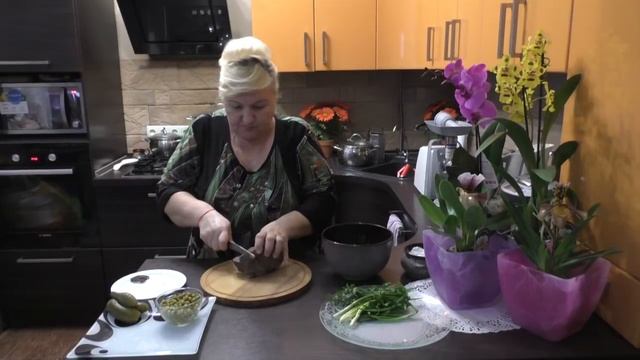 Салат диетический с говяжьей печенью! смотреть онлайн