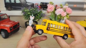 Самый узнаваемый Автобус в Мире распаковка и обзор желтого школьного автобуса из Америки
