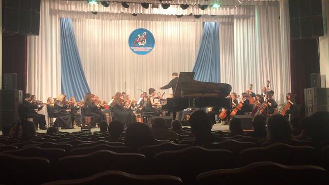 В.А. Моцарт, Концерт №24 для фортепиано с оркестром, 2 и 3 части смотреть онлайн