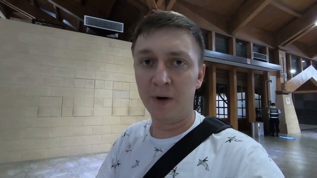 Аэропорт в городе Санья на острове Хайнань // международный аэропорт Феникс