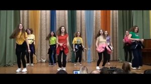 Танец под песню Ты меня забудь-ты меня прости