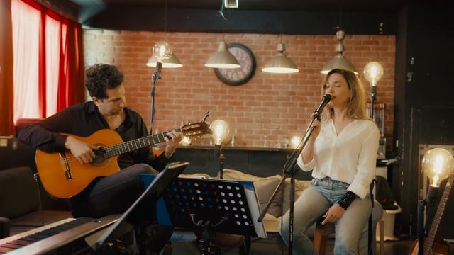 כנרת שלי (ואולי) - מרב סמן טוב (מתוך המופע "שירת רחל") смотреть онлайн