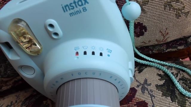 How to take pictures with a FujiFilm Instax Mini 8 Camera смотреть онлайн