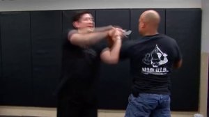 Учу Трюки С Керамбитом За 24 Часа / Нож Керамбит За 24 Часа / Элементы С Нож Керамбитом 18+