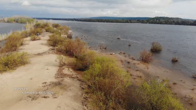 Подъём уровня воды ,в Волге, прекратился / остров Голодный / Russia смотреть онлайн