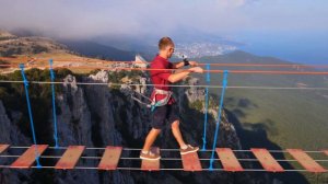 Прогулка по мосту над пропастью. Ай-Петри