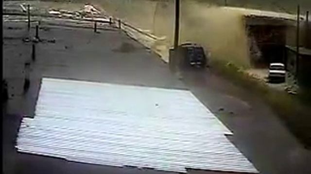 ураган в Семее на гаражах смотреть онлайн