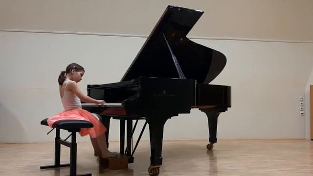Koncert iz glasbene šole: Alina Jezernik Širca, klavir, 1. razred; M. Vodopivec: Huda mravljica смотреть онлайн